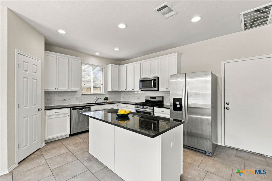 329 Bonnet Boulevard Property Photo 14