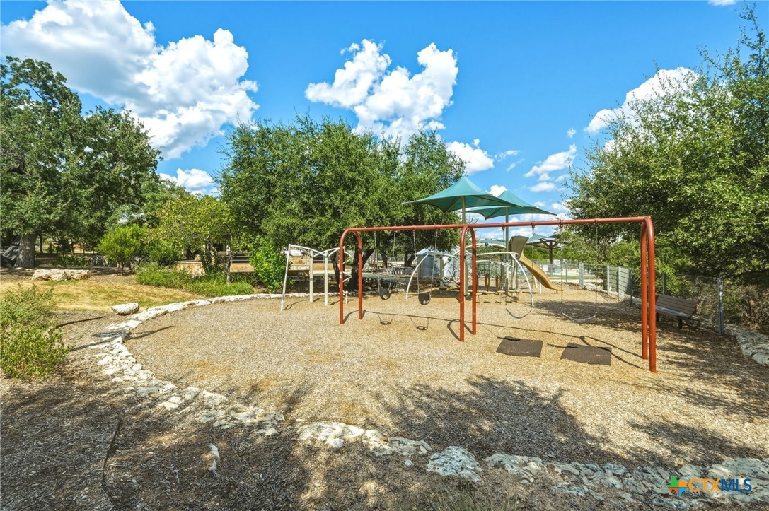 329 Bonnet Boulevard Property Photo 37