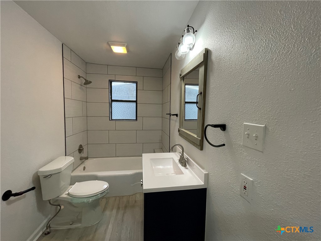 625 E 13th Avenue Property Photo 12