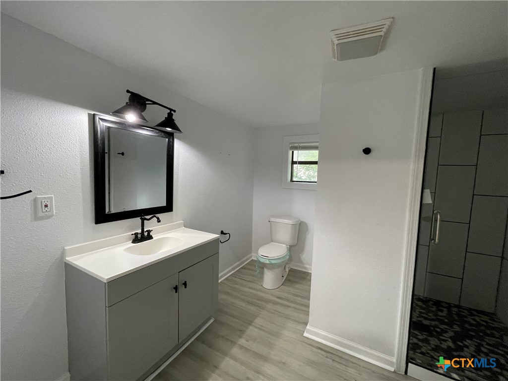 625 E 13th Avenue Property Photo 15