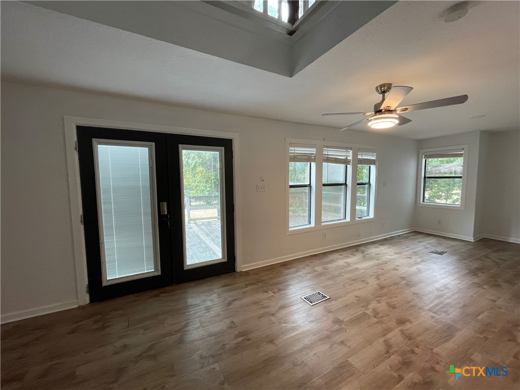 625 E 13th Avenue Property Photo 18