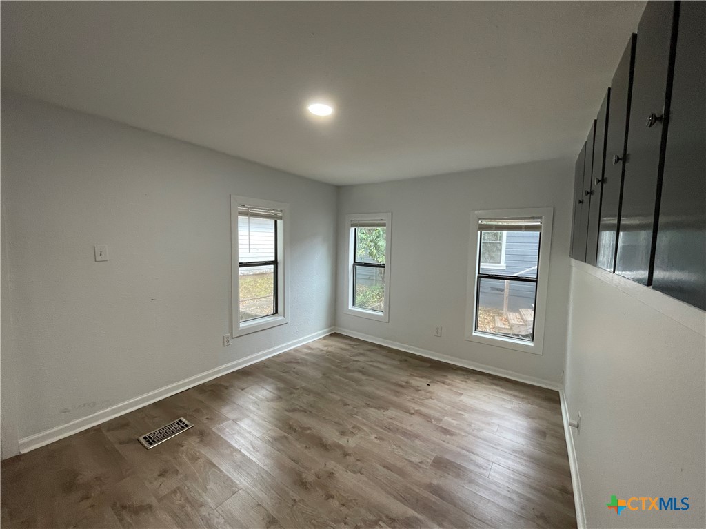 625 E 13th Avenue Property Photo 21