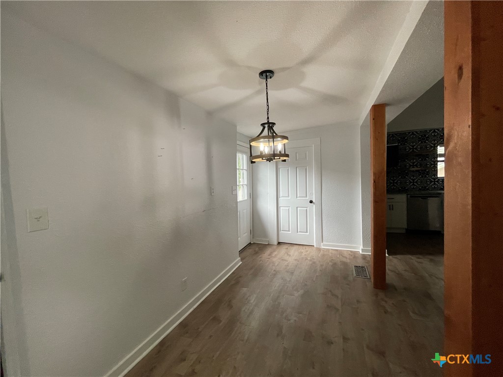 625 E 13th Avenue Property Photo 24