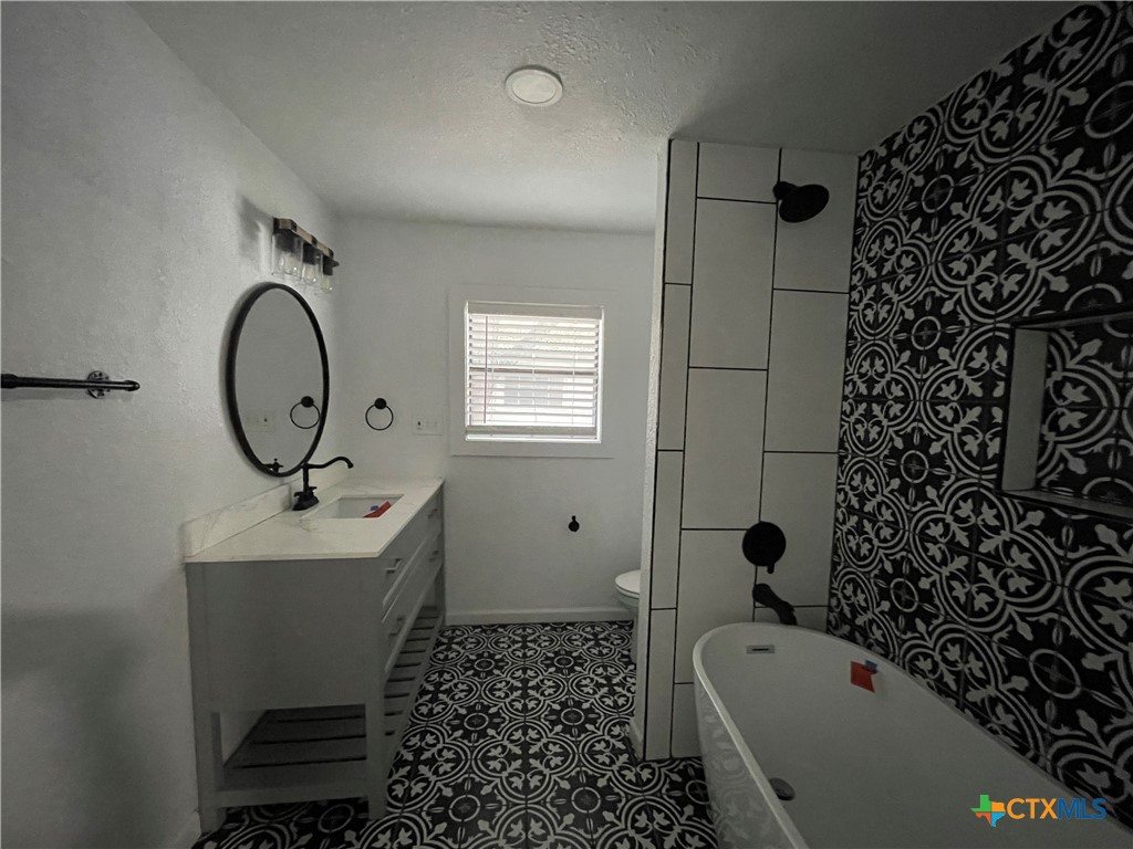 625 E 13th Avenue Property Photo 27