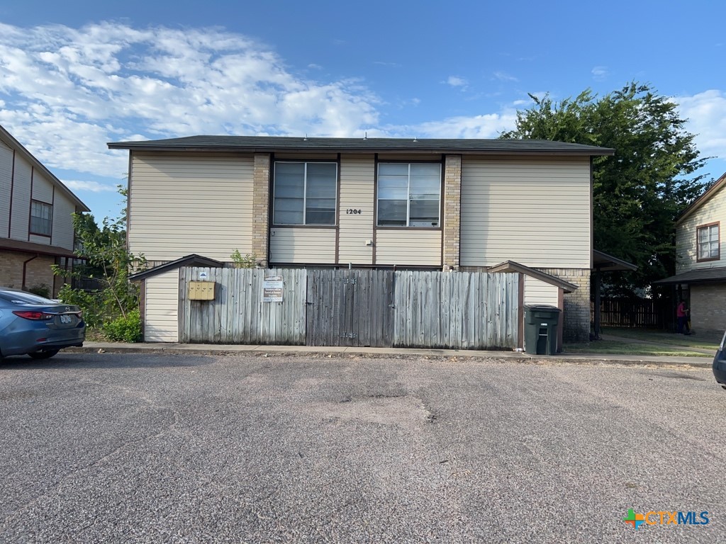 1204 Covey Lane Property Photo 1