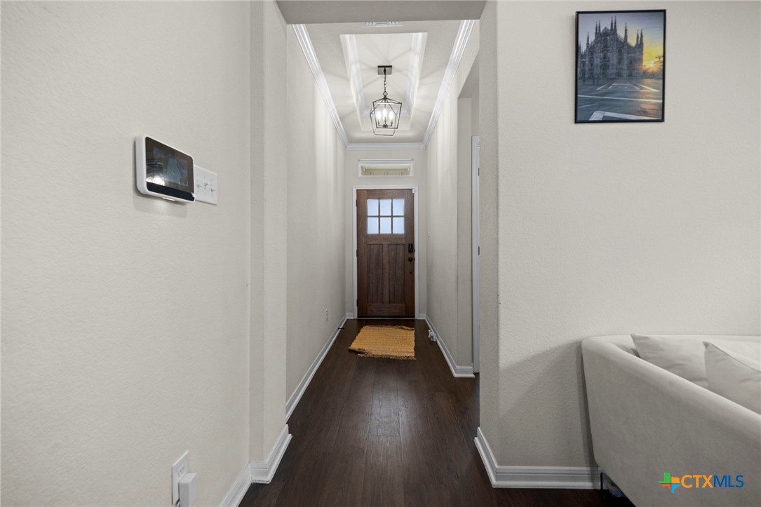 716 Killam Drive Property Photo 4