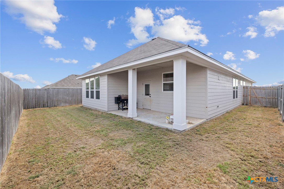 716 Killam Drive Property Photo 24