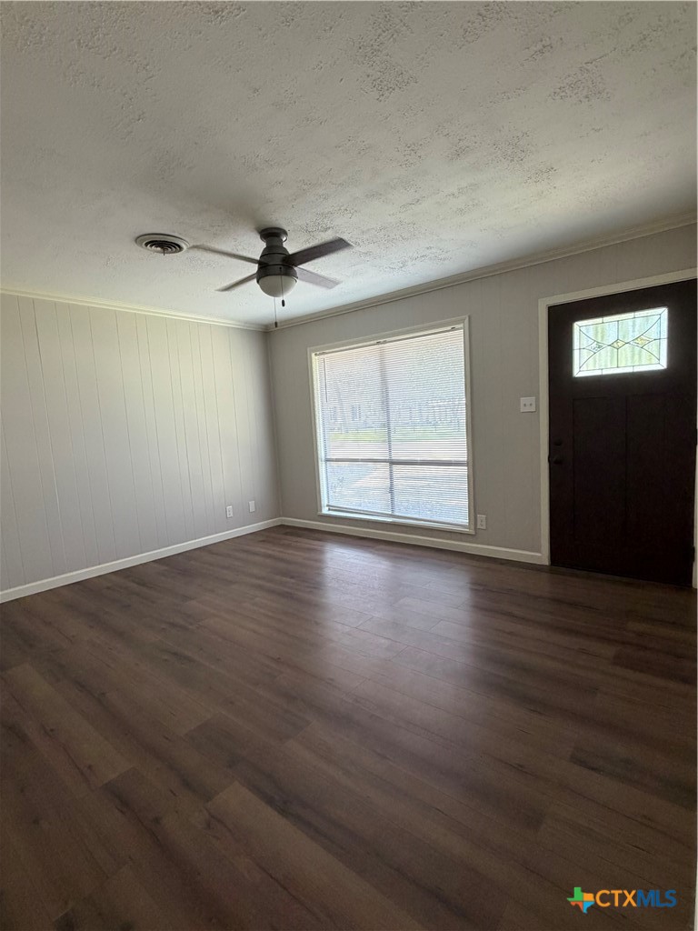 308 W Clayton Property Photo 8
