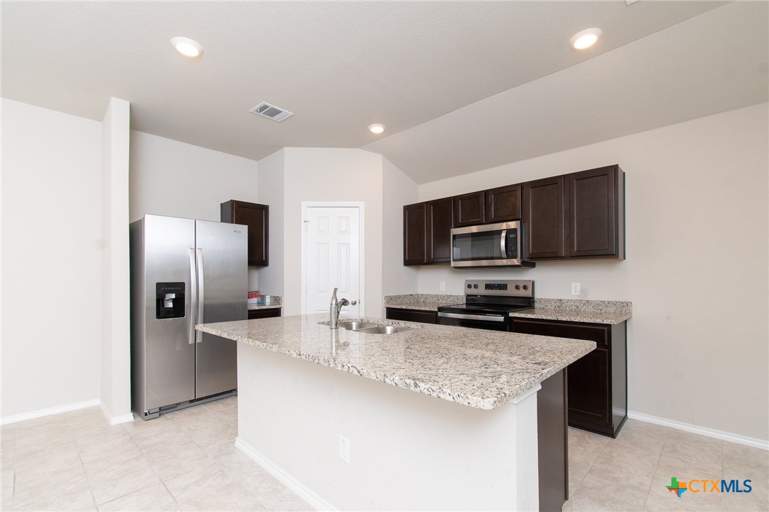 1307 Iron Horse Drive Property Photo 5