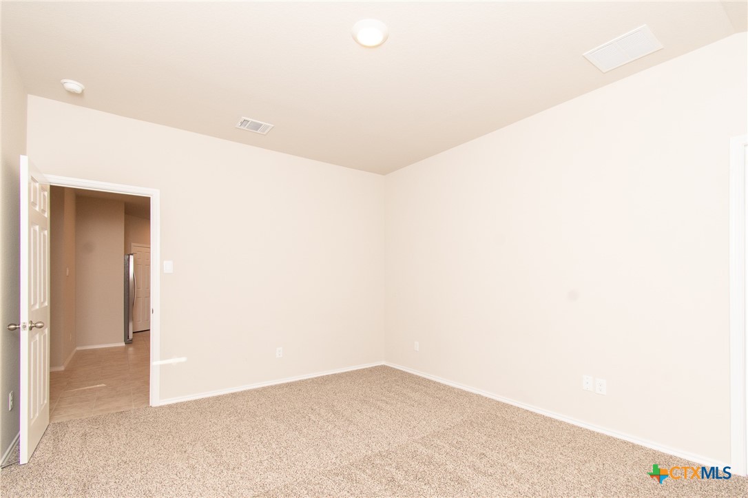 1307 Iron Horse Drive Property Photo 8