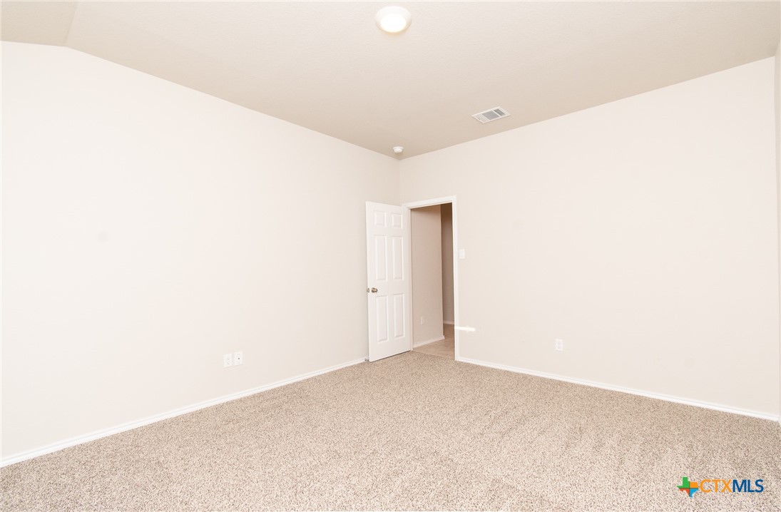 1307 Iron Horse Drive Property Photo 9