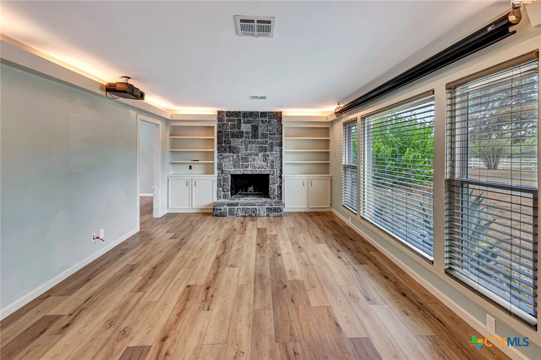 194 Westpark Avenue Property Photo 7
