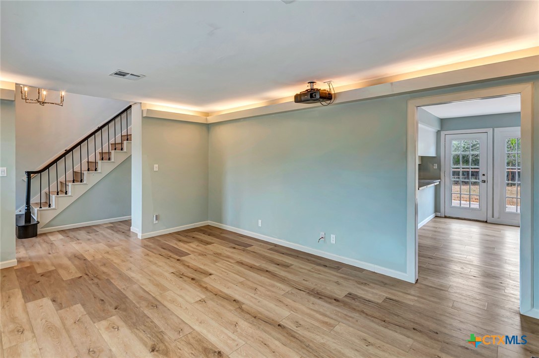 194 Westpark Avenue Property Photo 9