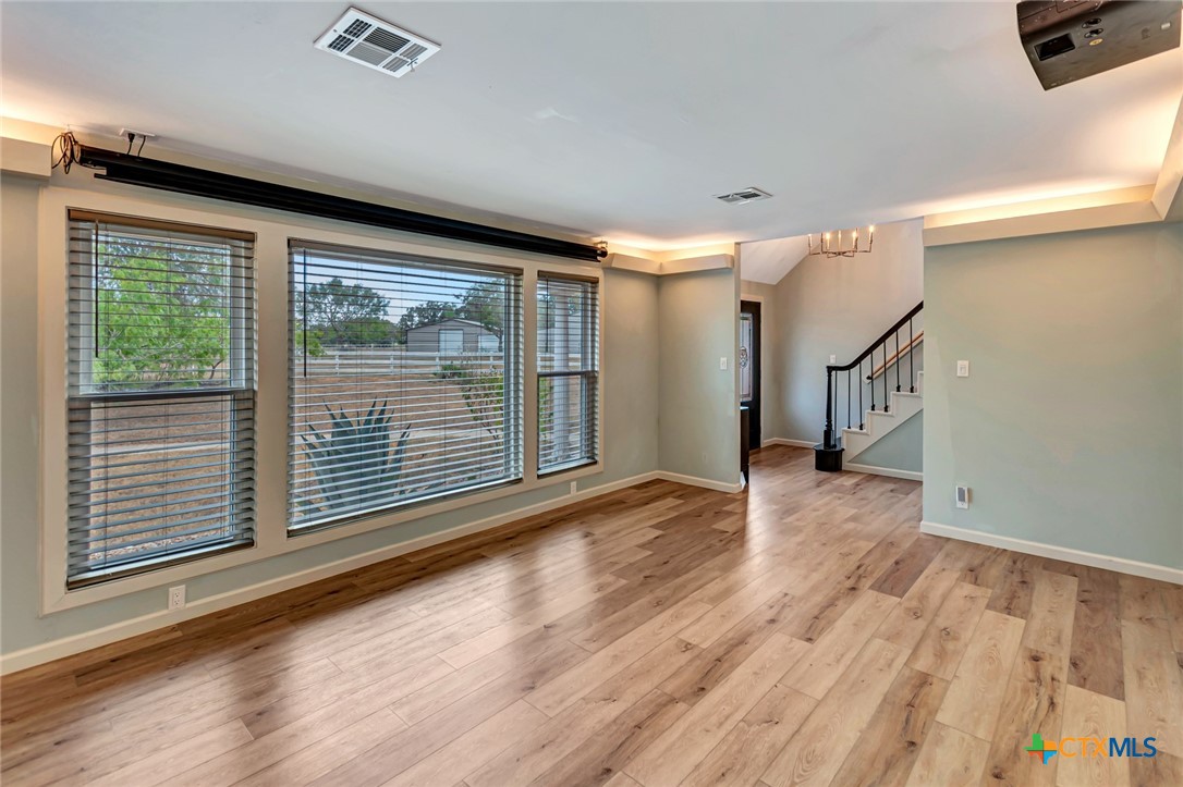 194 Westpark Avenue Property Photo 10