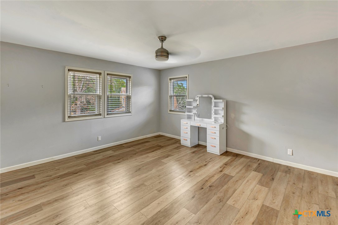 194 Westpark Avenue Property Photo 37