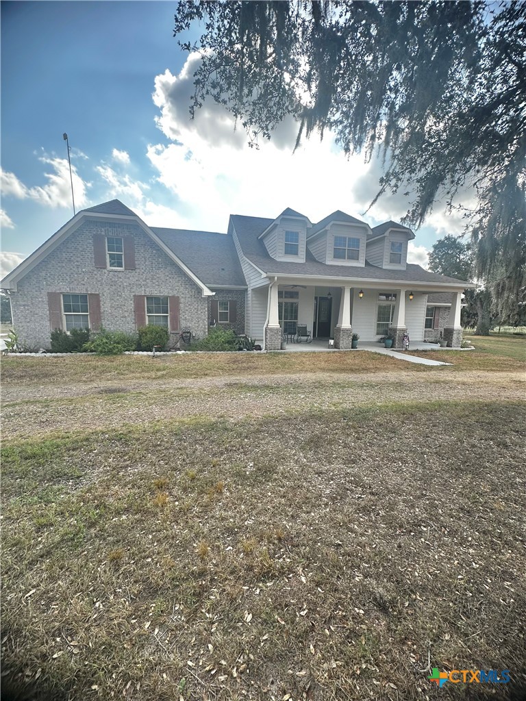 1684 Zengerle Rd Property Photo 3