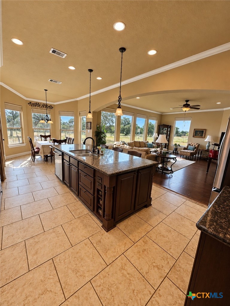 1684 Zengerle Rd Property Photo 13
