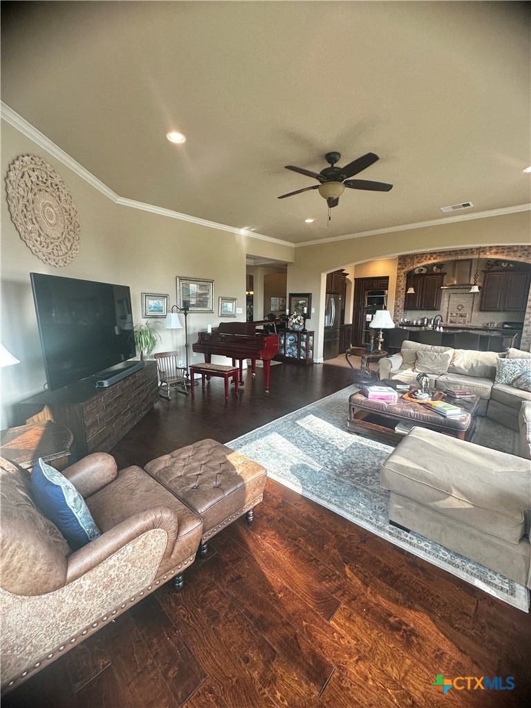 1684 Zengerle Rd Property Photo 14