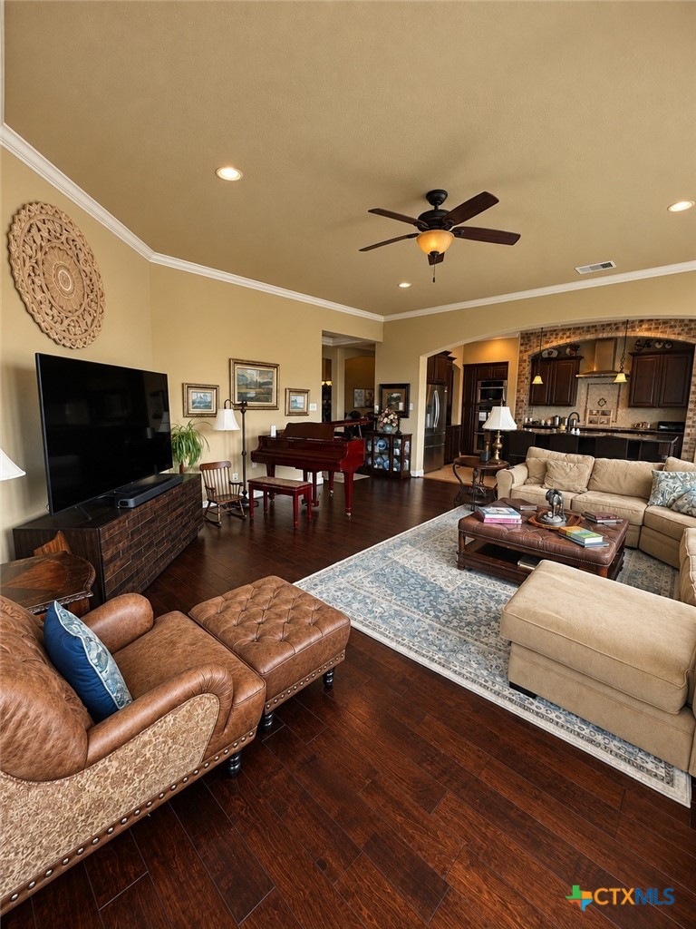 1684 Zengerle Rd Property Photo 15