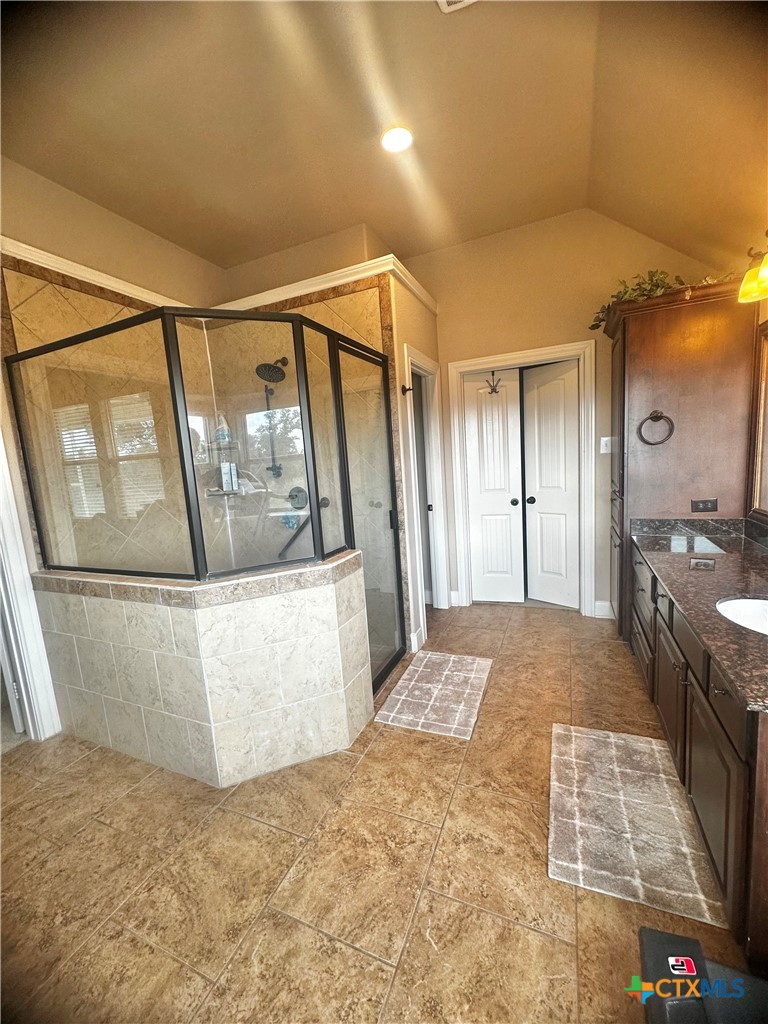 1684 Zengerle Rd Property Photo 19