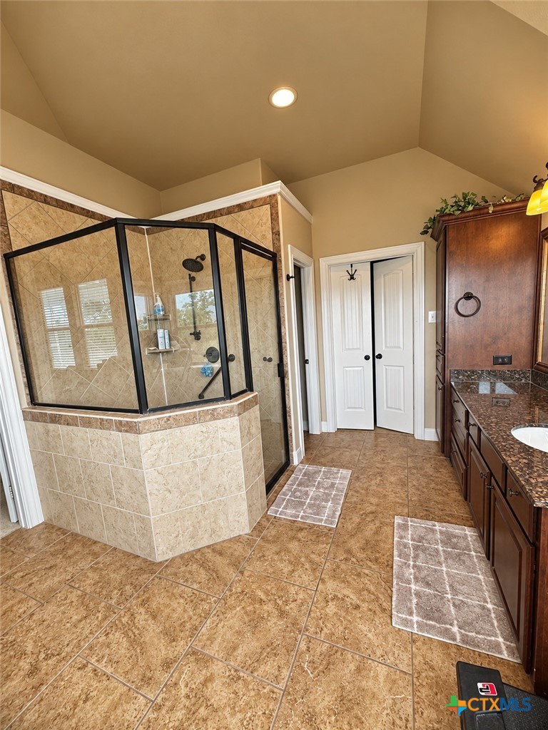 1684 Zengerle Rd Property Photo 23