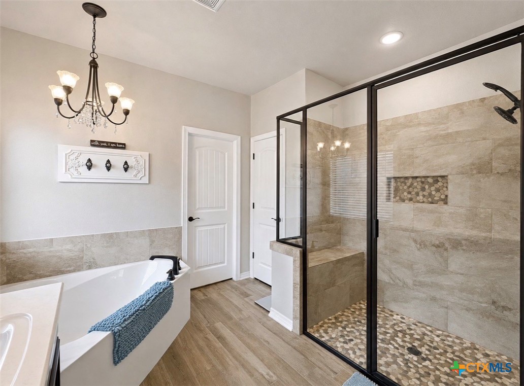 1914 Rustic Manor Drive Property Photo 14