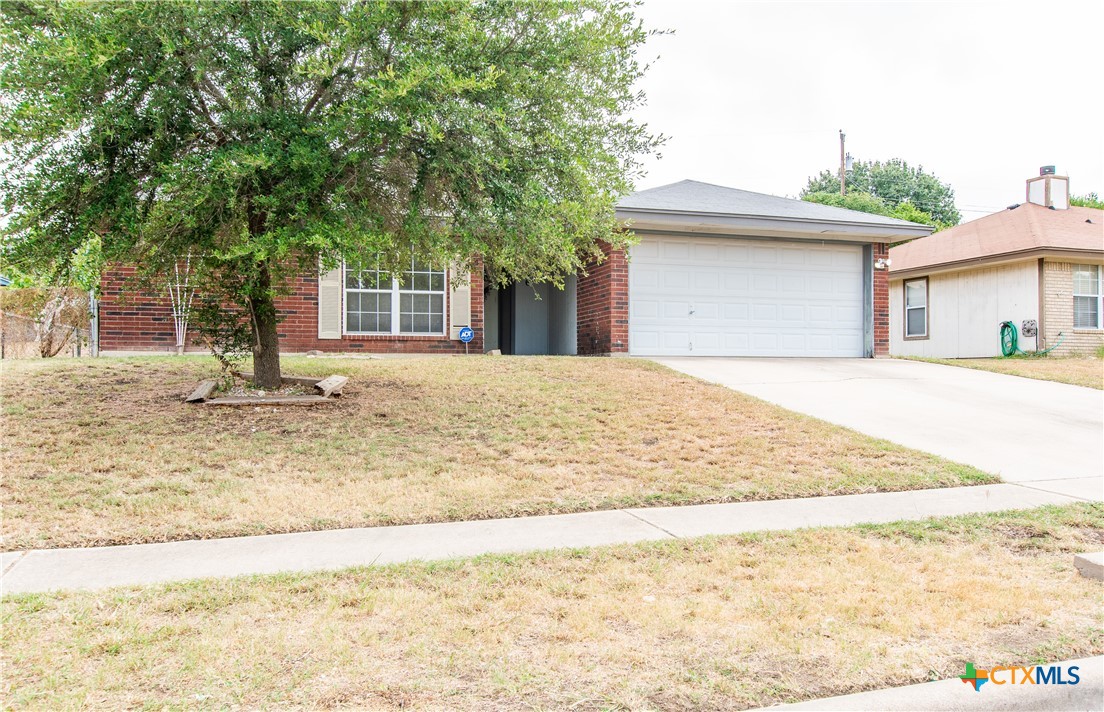 1306 Elke Circle Property Photo 1