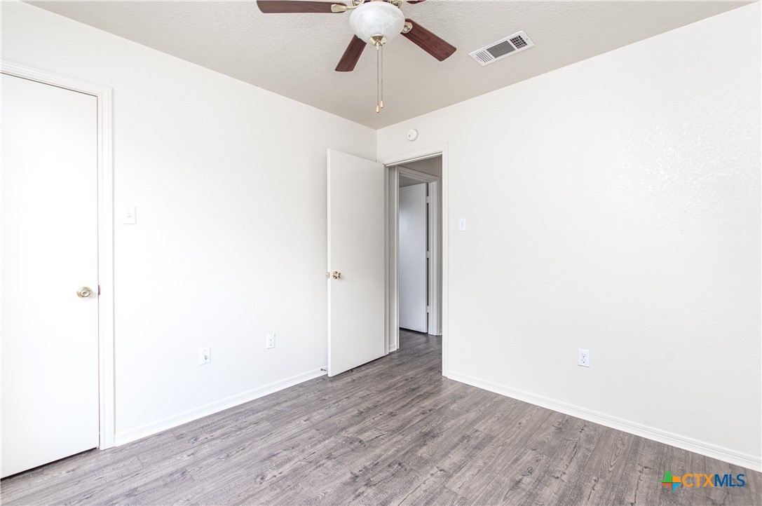 1306 Elke Circle Property Photo 12