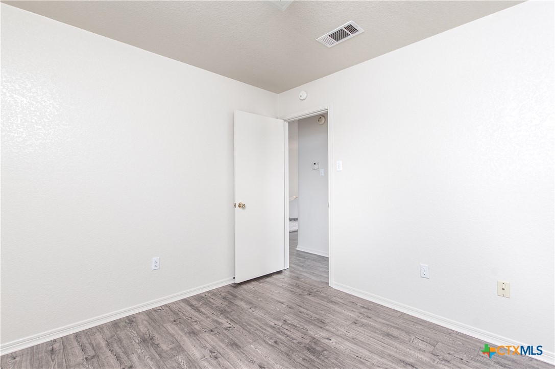 1306 Elke Circle Property Photo 15