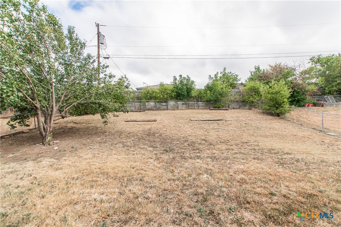 1306 Elke Circle Property Photo 25