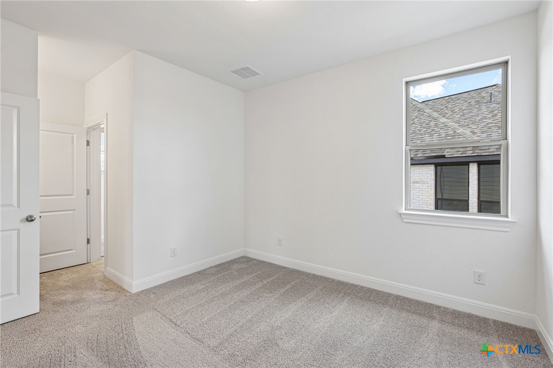 253 Prickly Poppy Loop Property Photo 38