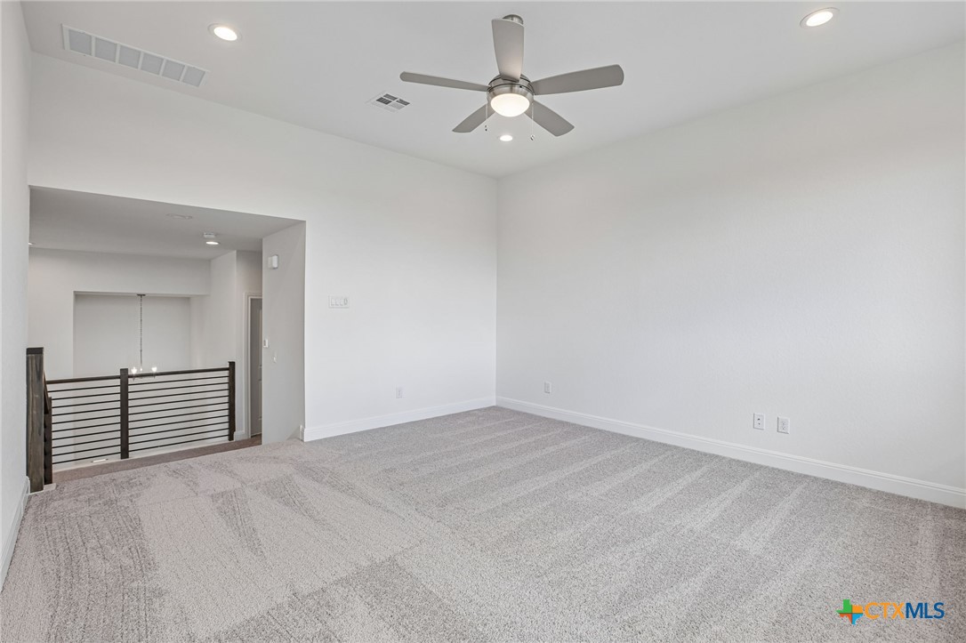 253 Prickly Poppy Loop Property Photo 41