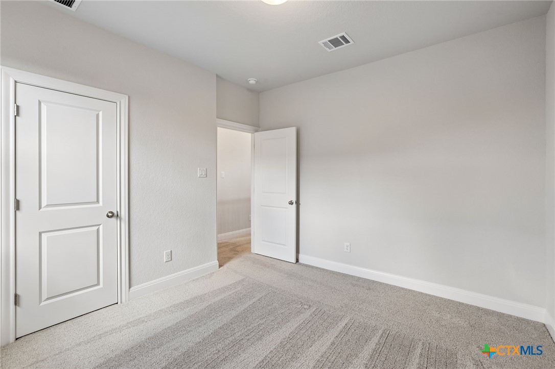 214 Prickly Poppy Loop Property Photo 31