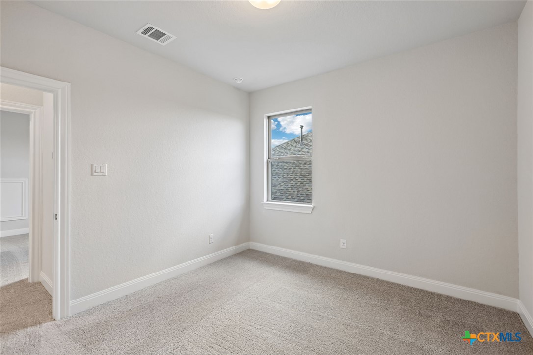 214 Prickly Poppy Loop Property Photo 32