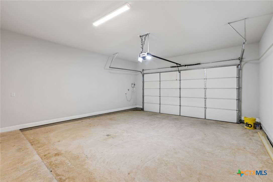 214 Prickly Poppy Loop Property Photo 37