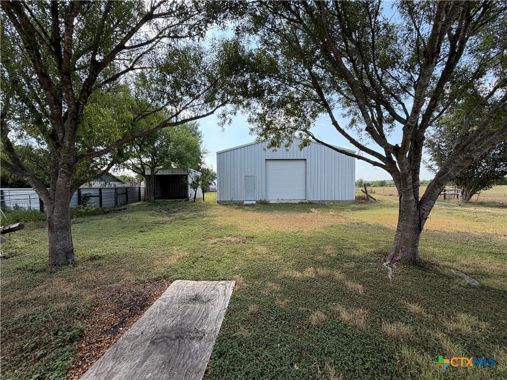 433 W Klein Road Property Photo 22