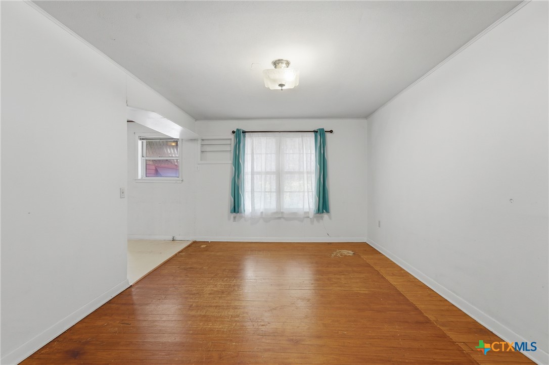 520 Seydler Street Property Photo 6