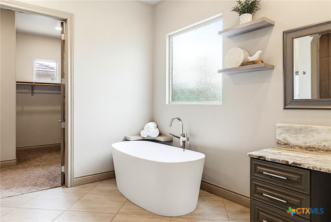 2447 Wallaby Circle Property Photo 14