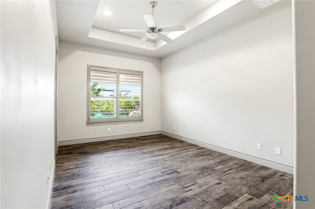 2447 Wallaby Circle Property Photo 18