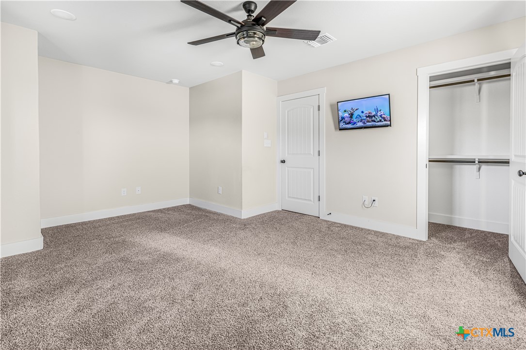 1018 Saddle Bluff Drive Property Photo 12