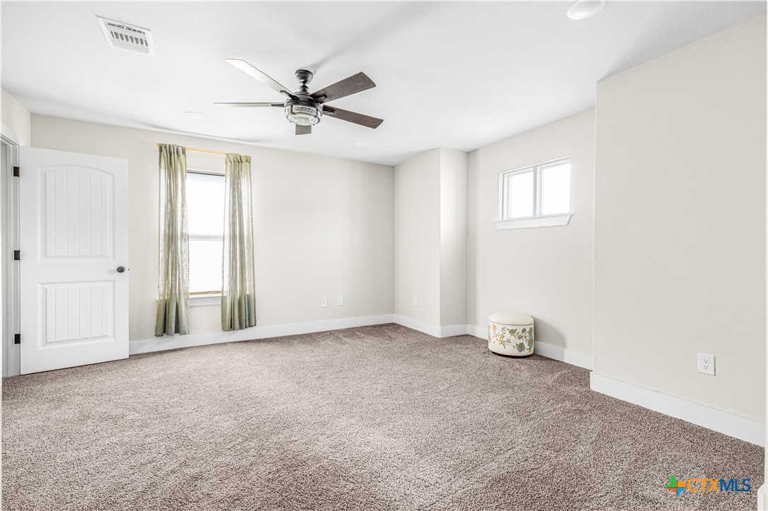 1018 Saddle Bluff Drive Property Photo 13
