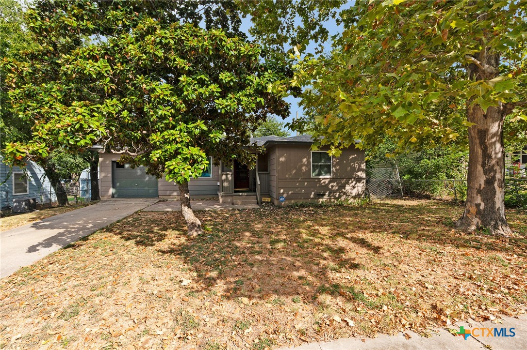 309 Ash Street Property Photo 1