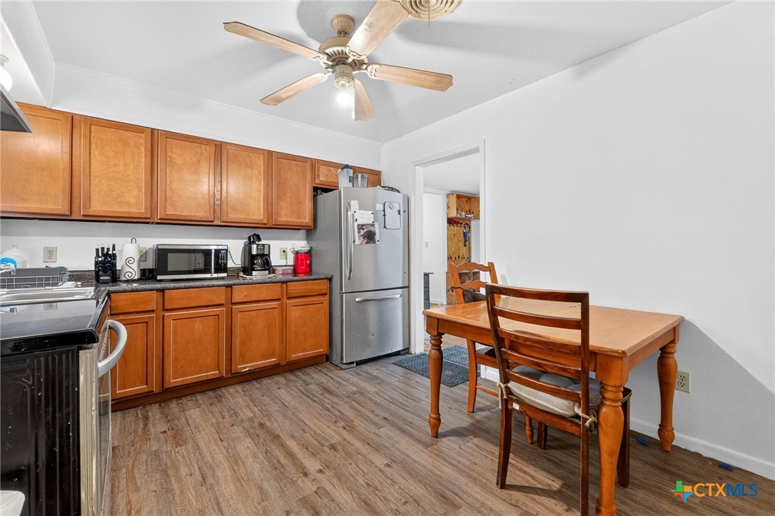 309 Ash Street Property Photo 6