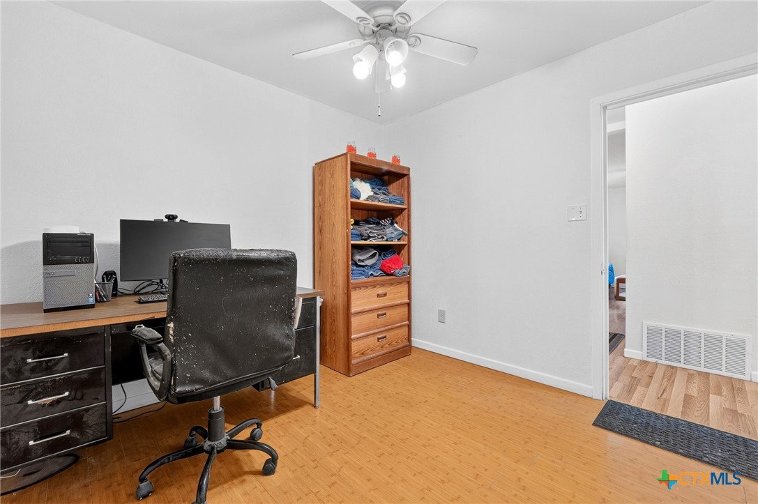 309 Ash Street Property Photo 10