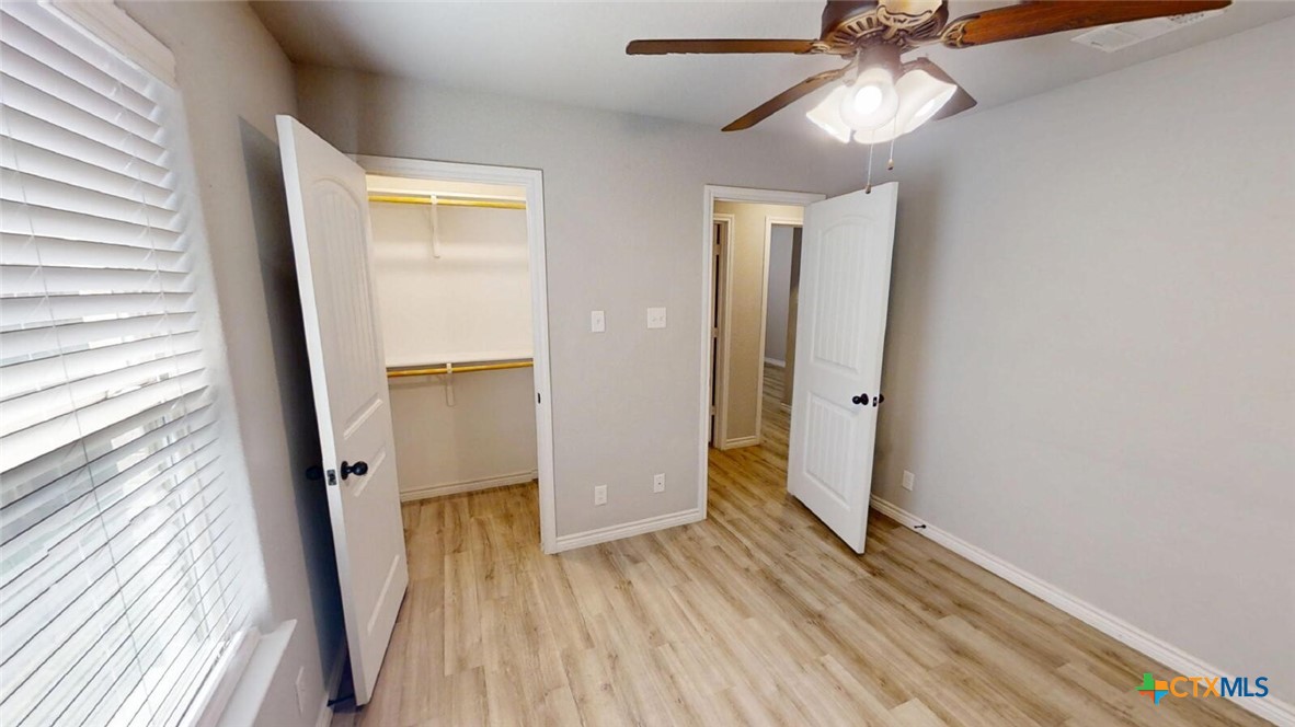 904 Clanton Cove Property Photo 9