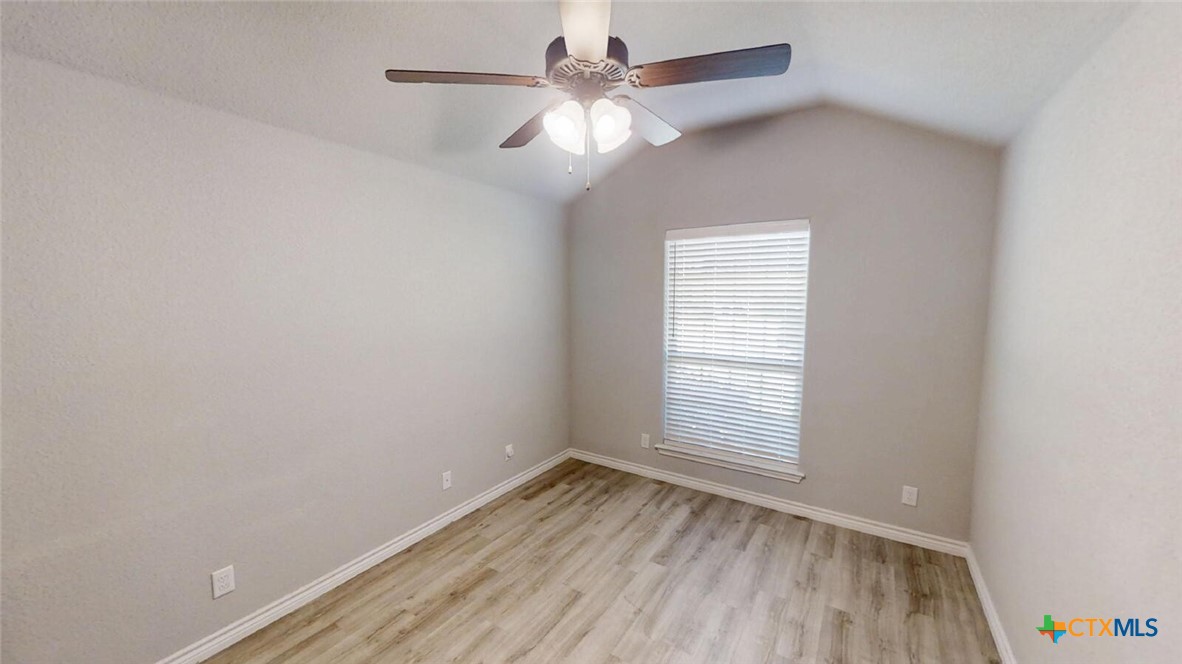 904 Clanton Cove Property Photo 12