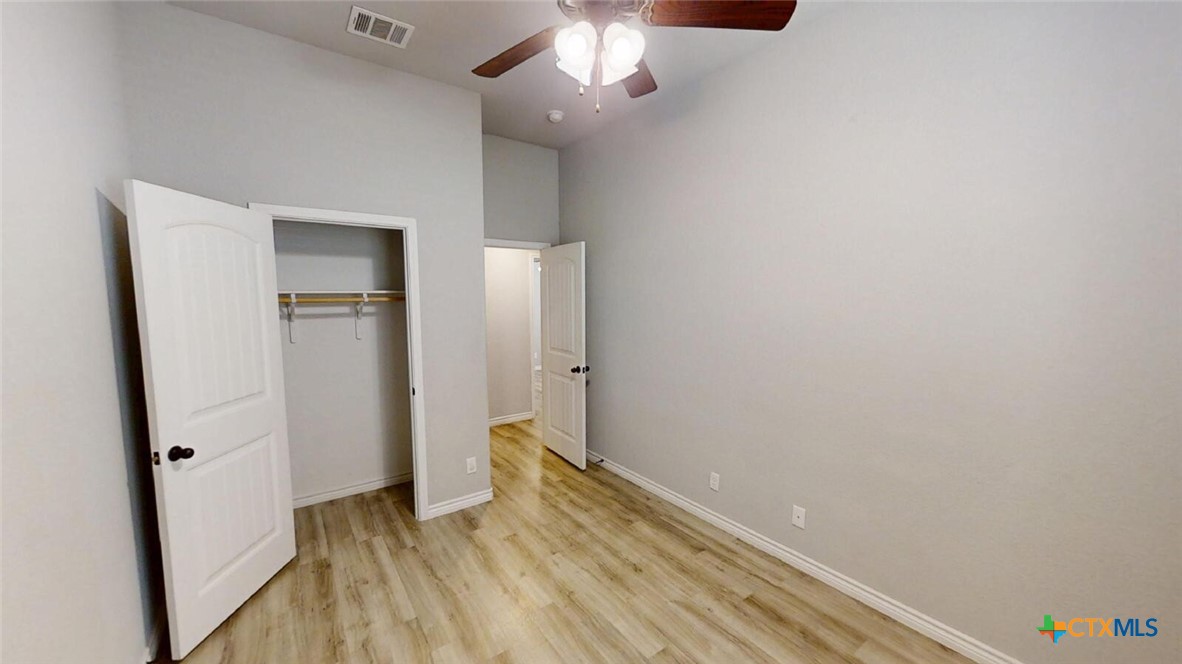 904 Clanton Cove Property Photo 13