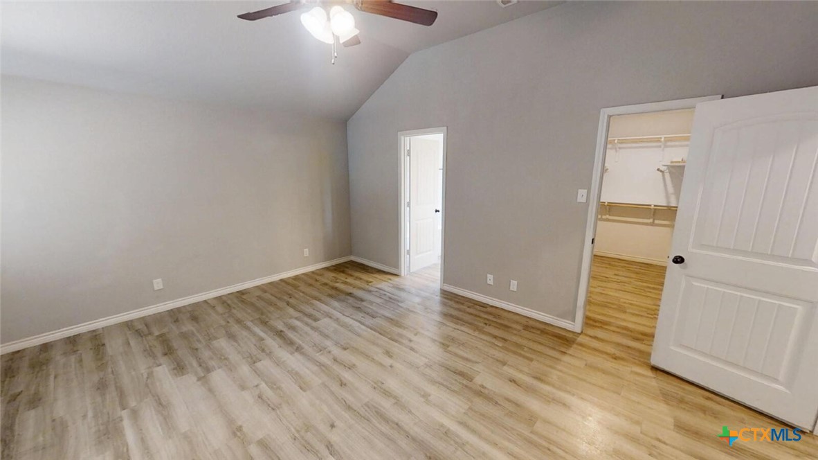 904 Clanton Cove Property Photo 25