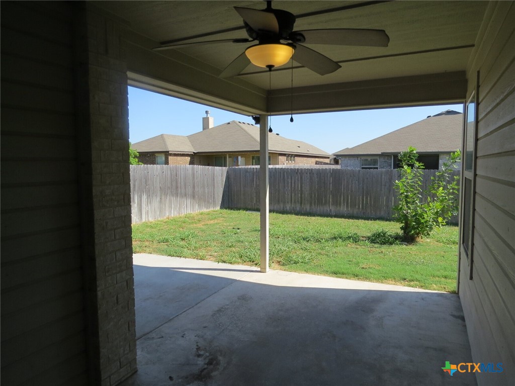 904 Clanton Cove Property Photo 37