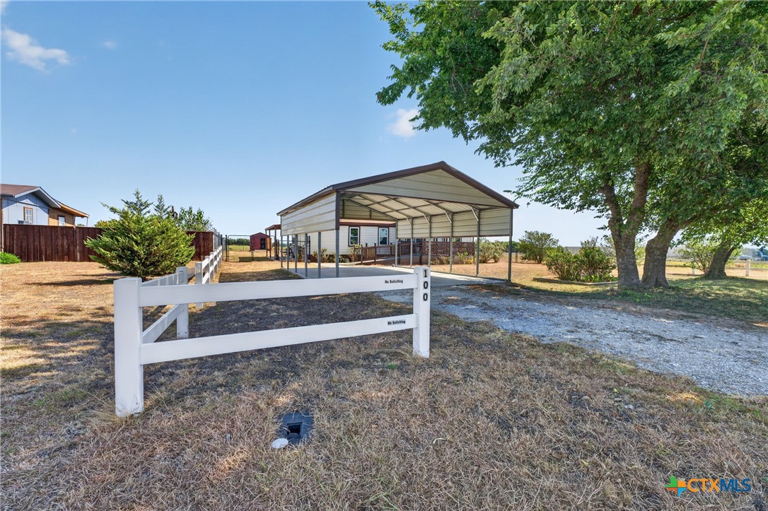 100 Hillside Drive Property Photo 2